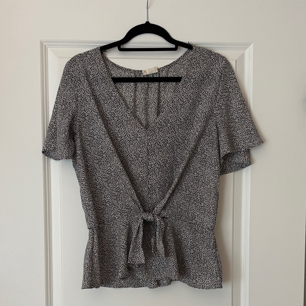 Elegant Black and White Women's Top